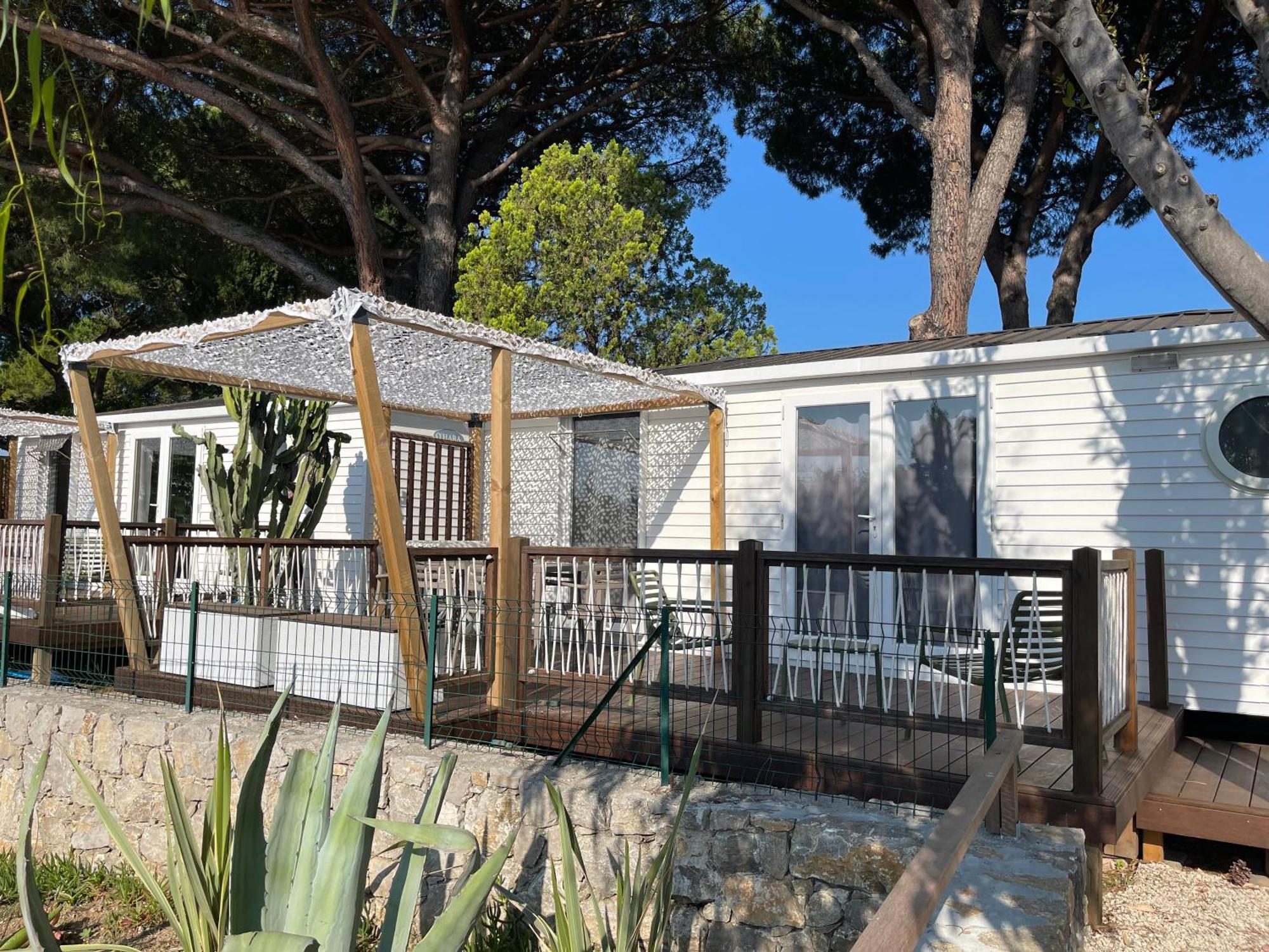 Camping Les Cigales Hotel Mandelieu Exterior foto