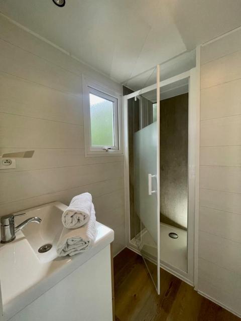 Camping Les Cigales Hotel Mandelieu Exterior foto